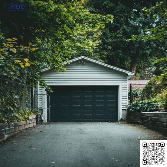 Garage Door Maintenance Tips for Homeowners